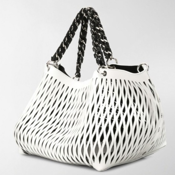Sonia Rykiel
Panier Le Baltard Basket White Leather Tote - Picture 7 of 9